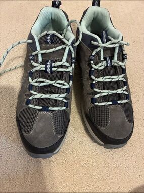Eddie Bauer Suede Trail Sneakers with Mint Lining and Laces 👵MT